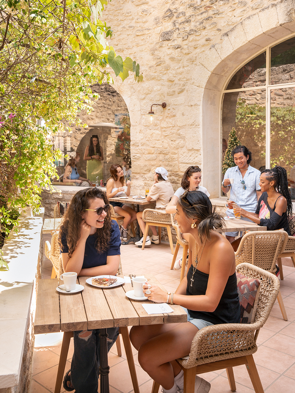 Exterior of Cafe des Artistes